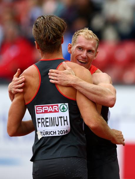 Gioia tedesca. Arthur Abele e Rico Freimuth dopo i 110 ostacoli nel decathlon maschile. Getty Images